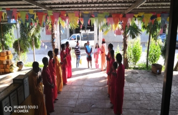 CG visiting Shri Ashutosh Shiv Tapodham Ashram near Taunggyi where more than 50 students study about Indian culture, Yoga, Sanskrit etc